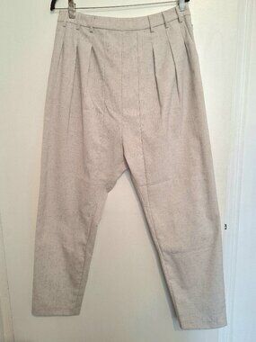 Cream Textured Trousers with front pleats and pockets Size Medium